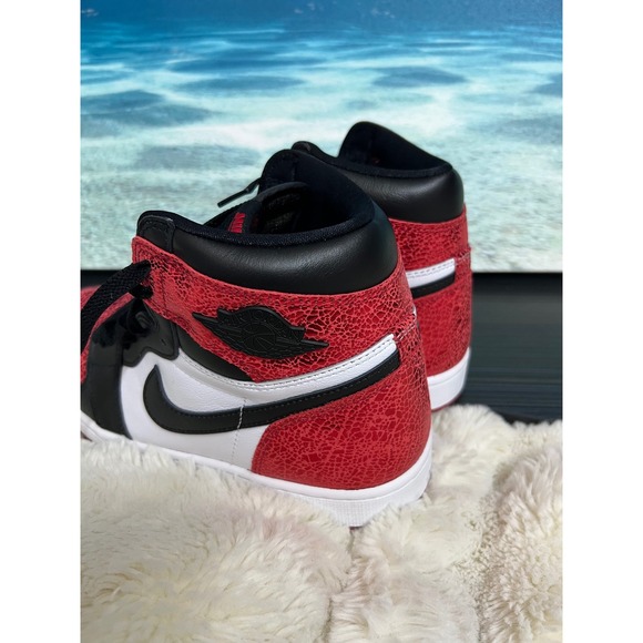 👟Nike Air Jordan 1 Retro High OG Chenille Varsity Red Shoes Womens size 10 1/2 - Picture 6 of 12